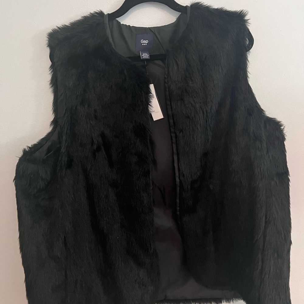 Gap faux fur vest